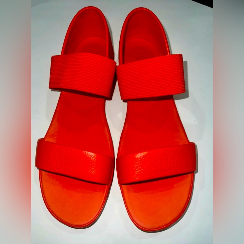 Camper Right Nina 21735 Sandal 39 / 9 NWOB Red